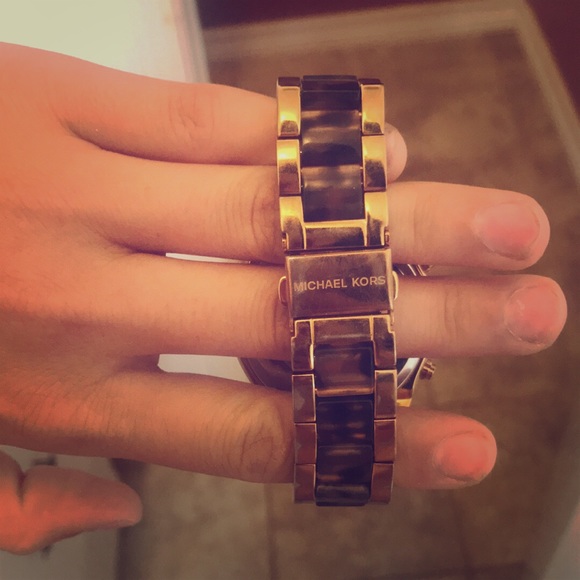 Michael Kors Watch - Picture 1 of 2